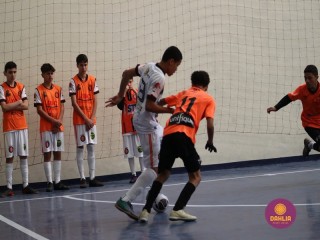 
<a style='margin-left: 5px;' class='btn btn-xs btn-social btn-facebook' href='https://www.facebook.com/sharer/sharer.php?u=https://boladovale.com.br/imgs/800-800-90/conteudo/fotos/1647/img0164.jpg' rel='popup' data-width='500' data-height='400'><i class='fa fa-facebook'></i>Compartilhar <span class='hidden-xs'>no Facebook</span>
</a> 
<a class='btn btn-default btn-xs' target='_blank' href='imgs/800-800-90/conteudo/fotos/1647/img0164.jpg'>
<span class='glyphicon glyphicon-cloud-download'></span> Salvar
</a> 
<span></span>