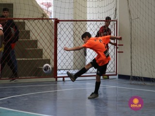 
<a style='margin-left: 5px;' class='btn btn-xs btn-social btn-facebook' href='https://www.facebook.com/sharer/sharer.php?u=https://boladovale.com.br/imgs/800-800-90/conteudo/fotos/1647/img0165.jpg' rel='popup' data-width='500' data-height='400'><i class='fa fa-facebook'></i>Compartilhar <span class='hidden-xs'>no Facebook</span>
</a> 
<a class='btn btn-default btn-xs' target='_blank' href='imgs/800-800-90/conteudo/fotos/1647/img0165.jpg'>
<span class='glyphicon glyphicon-cloud-download'></span> Salvar
</a> 
<span></span>