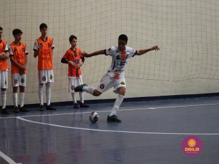 
<a style='margin-left: 5px;' class='btn btn-xs btn-social btn-facebook' href='https://www.facebook.com/sharer/sharer.php?u=https://boladovale.com.br/imgs/800-800-90/conteudo/fotos/1647/img0169.jpg' rel='popup' data-width='500' data-height='400'><i class='fa fa-facebook'></i>Compartilhar <span class='hidden-xs'>no Facebook</span>
</a> 
<a class='btn btn-default btn-xs' target='_blank' href='imgs/800-800-90/conteudo/fotos/1647/img0169.jpg'>
<span class='glyphicon glyphicon-cloud-download'></span> Salvar
</a> 
<span></span>