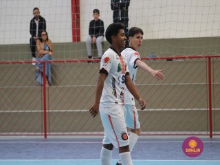 
<a style='margin-left: 5px;' class='btn btn-xs btn-social btn-facebook' href='https://www.facebook.com/sharer/sharer.php?u=https://boladovale.com.br/imgs/800-800-90/conteudo/fotos/1647/img0216.jpg' rel='popup' data-width='500' data-height='400'><i class='fa fa-facebook'></i>Compartilhar <span class='hidden-xs'>no Facebook</span>
</a> 
<a class='btn btn-default btn-xs' target='_blank' href='imgs/800-800-90/conteudo/fotos/1647/img0216.jpg'>
<span class='glyphicon glyphicon-cloud-download'></span> Salvar
</a> 
<span></span>