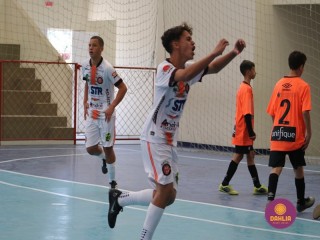 
<a style='margin-left: 5px;' class='btn btn-xs btn-social btn-facebook' href='https://www.facebook.com/sharer/sharer.php?u=https://boladovale.com.br/imgs/800-800-90/conteudo/fotos/1647/img0219.jpg' rel='popup' data-width='500' data-height='400'><i class='fa fa-facebook'></i>Compartilhar <span class='hidden-xs'>no Facebook</span>
</a> 
<a class='btn btn-default btn-xs' target='_blank' href='imgs/800-800-90/conteudo/fotos/1647/img0219.jpg'>
<span class='glyphicon glyphicon-cloud-download'></span> Salvar
</a> 
<span></span>