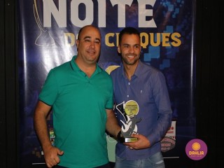 
<a style='margin-left: 5px;' class='btn btn-xs btn-social btn-facebook' href='https://www.facebook.com/sharer/sharer.php?u=https://boladovale.com.br/imgs/800-800-90/conteudo/fotos/1650/img0299.jpg' rel='popup' data-width='500' data-height='400'><i class='fa fa-facebook'></i>Compartilhar <span class='hidden-xs'>no Facebook</span>
</a> 
<a class='btn btn-default btn-xs' target='_blank' href='imgs/800-800-90/conteudo/fotos/1650/img0299.jpg'>
<span class='glyphicon glyphicon-cloud-download'></span> Salvar
</a> 
<span></span>