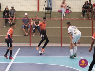 
<a style='margin-left: 5px;' class='btn btn-xs btn-social btn-facebook' href='https://www.facebook.com/sharer/sharer.php?u=https://boladovale.com.br/imgs/800-800-90/conteudo/fotos/1651/img0383.jpg' rel='popup' data-width='500' data-height='400'><i class='fa fa-facebook'></i>Compartilhar <span class='hidden-xs'>no Facebook</span>
</a> 
<a class='btn btn-default btn-xs' target='_blank' href='imgs/800-800-90/conteudo/fotos/1651/img0383.jpg'>
<span class='glyphicon glyphicon-cloud-download'></span> Salvar
</a> 
<span></span>