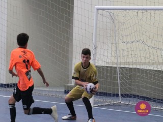 
<a style='margin-left: 5px;' class='btn btn-xs btn-social btn-facebook' href='https://www.facebook.com/sharer/sharer.php?u=https://boladovale.com.br/imgs/800-800-90/conteudo/fotos/1651/img0471.jpg' rel='popup' data-width='500' data-height='400'><i class='fa fa-facebook'></i>Compartilhar <span class='hidden-xs'>no Facebook</span>
</a> 
<a class='btn btn-default btn-xs' target='_blank' href='imgs/800-800-90/conteudo/fotos/1651/img0471.jpg'>
<span class='glyphicon glyphicon-cloud-download'></span> Salvar
</a> 
<span></span>