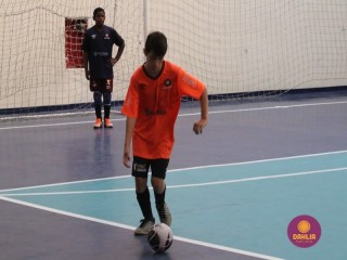 
<a style='margin-left: 5px;' class='btn btn-xs btn-social btn-facebook' href='https://www.facebook.com/sharer/sharer.php?u=https://boladovale.com.br/imgs/800-800-90/conteudo/fotos/1651/img0472.jpg' rel='popup' data-width='500' data-height='400'><i class='fa fa-facebook'></i>Compartilhar <span class='hidden-xs'>no Facebook</span>
</a> 
<a class='btn btn-default btn-xs' target='_blank' href='imgs/800-800-90/conteudo/fotos/1651/img0472.jpg'>
<span class='glyphicon glyphicon-cloud-download'></span> Salvar
</a> 
<span></span>