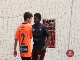 
<a style='margin-left: 5px;' class='btn btn-xs btn-social btn-facebook' href='https://www.facebook.com/sharer/sharer.php?u=https://boladovale.com.br/imgs/800-800-90/conteudo/fotos/1651/img0477.jpg' rel='popup' data-width='500' data-height='400'><i class='fa fa-facebook'></i>Compartilhar <span class='hidden-xs'>no Facebook</span>
</a> 
<a class='btn btn-default btn-xs' target='_blank' href='imgs/800-800-90/conteudo/fotos/1651/img0477.jpg'>
<span class='glyphicon glyphicon-cloud-download'></span> Salvar
</a> 
<span></span>