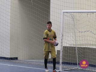 
<a style='margin-left: 5px;' class='btn btn-xs btn-social btn-facebook' href='https://www.facebook.com/sharer/sharer.php?u=https://boladovale.com.br/imgs/800-800-90/conteudo/fotos/1651/img0490.jpg' rel='popup' data-width='500' data-height='400'><i class='fa fa-facebook'></i>Compartilhar <span class='hidden-xs'>no Facebook</span>
</a> 
<a class='btn btn-default btn-xs' target='_blank' href='imgs/800-800-90/conteudo/fotos/1651/img0490.jpg'>
<span class='glyphicon glyphicon-cloud-download'></span> Salvar
</a> 
<span></span>