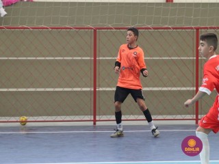 
<a style='margin-left: 5px;' class='btn btn-xs btn-social btn-facebook' href='https://www.facebook.com/sharer/sharer.php?u=https://boladovale.com.br/imgs/800-800-90/conteudo/fotos/1651/img0495.jpg' rel='popup' data-width='500' data-height='400'><i class='fa fa-facebook'></i>Compartilhar <span class='hidden-xs'>no Facebook</span>
</a> 
<a class='btn btn-default btn-xs' target='_blank' href='imgs/800-800-90/conteudo/fotos/1651/img0495.jpg'>
<span class='glyphicon glyphicon-cloud-download'></span> Salvar
</a> 
<span></span>