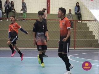 
<a style='margin-left: 5px;' class='btn btn-xs btn-social btn-facebook' href='https://www.facebook.com/sharer/sharer.php?u=https://boladovale.com.br/imgs/800-800-90/conteudo/fotos/1653/img5780.jpg' rel='popup' data-width='500' data-height='400'><i class='fa fa-facebook'></i>Compartilhar <span class='hidden-xs'>no Facebook</span>
</a> 
<a class='btn btn-default btn-xs' target='_blank' href='imgs/800-800-90/conteudo/fotos/1653/img5780.jpg'>
<span class='glyphicon glyphicon-cloud-download'></span> Salvar
</a> 
<span></span>