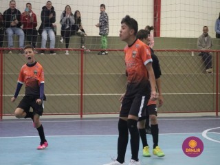 
<a style='margin-left: 5px;' class='btn btn-xs btn-social btn-facebook' href='https://www.facebook.com/sharer/sharer.php?u=https://boladovale.com.br/imgs/800-800-90/conteudo/fotos/1653/img5781.jpg' rel='popup' data-width='500' data-height='400'><i class='fa fa-facebook'></i>Compartilhar <span class='hidden-xs'>no Facebook</span>
</a> 
<a class='btn btn-default btn-xs' target='_blank' href='imgs/800-800-90/conteudo/fotos/1653/img5781.jpg'>
<span class='glyphicon glyphicon-cloud-download'></span> Salvar
</a> 
<span></span>