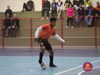 
<a style='margin-left: 5px;' class='btn btn-xs btn-social btn-facebook' href='https://www.facebook.com/sharer/sharer.php?u=https://boladovale.com.br/imgs/800-800-90/conteudo/fotos/1653/img5796.jpg' rel='popup' data-width='500' data-height='400'><i class='fa fa-facebook'></i>Compartilhar <span class='hidden-xs'>no Facebook</span>
</a> 
<a class='btn btn-default btn-xs' target='_blank' href='imgs/800-800-90/conteudo/fotos/1653/img5796.jpg'>
<span class='glyphicon glyphicon-cloud-download'></span> Salvar
</a> 
<span></span>