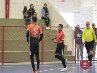 
<a style='margin-left: 5px;' class='btn btn-xs btn-social btn-facebook' href='https://www.facebook.com/sharer/sharer.php?u=https://boladovale.com.br/imgs/800-800-90/conteudo/fotos/1653/img5800.jpg' rel='popup' data-width='500' data-height='400'><i class='fa fa-facebook'></i>Compartilhar <span class='hidden-xs'>no Facebook</span>
</a> 
<a class='btn btn-default btn-xs' target='_blank' href='imgs/800-800-90/conteudo/fotos/1653/img5800.jpg'>
<span class='glyphicon glyphicon-cloud-download'></span> Salvar
</a> 
<span></span>