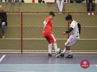 
<a style='margin-left: 5px;' class='btn btn-xs btn-social btn-facebook' href='https://www.facebook.com/sharer/sharer.php?u=https://boladovale.com.br/imgs/800-800-90/conteudo/fotos/1653/img5891.jpg' rel='popup' data-width='500' data-height='400'><i class='fa fa-facebook'></i>Compartilhar <span class='hidden-xs'>no Facebook</span>
</a> 
<a class='btn btn-default btn-xs' target='_blank' href='imgs/800-800-90/conteudo/fotos/1653/img5891.jpg'>
<span class='glyphicon glyphicon-cloud-download'></span> Salvar
</a> 
<span></span>