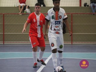 
<a style='margin-left: 5px;' class='btn btn-xs btn-social btn-facebook' href='https://www.facebook.com/sharer/sharer.php?u=https://boladovale.com.br/imgs/800-800-90/conteudo/fotos/1653/img5923.jpg' rel='popup' data-width='500' data-height='400'><i class='fa fa-facebook'></i>Compartilhar <span class='hidden-xs'>no Facebook</span>
</a> 
<a class='btn btn-default btn-xs' target='_blank' href='imgs/800-800-90/conteudo/fotos/1653/img5923.jpg'>
<span class='glyphicon glyphicon-cloud-download'></span> Salvar
</a> 
<span></span>