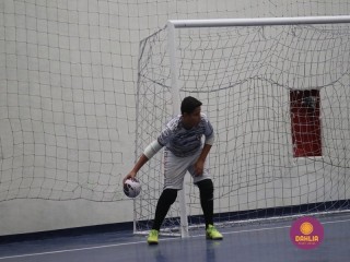 
<a style='margin-left: 5px;' class='btn btn-xs btn-social btn-facebook' href='https://www.facebook.com/sharer/sharer.php?u=https://boladovale.com.br/imgs/800-800-90/conteudo/fotos/1653/img5989.jpg' rel='popup' data-width='500' data-height='400'><i class='fa fa-facebook'></i>Compartilhar <span class='hidden-xs'>no Facebook</span>
</a> 
<a class='btn btn-default btn-xs' target='_blank' href='imgs/800-800-90/conteudo/fotos/1653/img5989.jpg'>
<span class='glyphicon glyphicon-cloud-download'></span> Salvar
</a> 
<span></span>