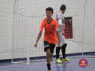 
<a style='margin-left: 5px;' class='btn btn-xs btn-social btn-facebook' href='https://www.facebook.com/sharer/sharer.php?u=https://boladovale.com.br/imgs/800-800-90/conteudo/fotos/1653/img5992.jpg' rel='popup' data-width='500' data-height='400'><i class='fa fa-facebook'></i>Compartilhar <span class='hidden-xs'>no Facebook</span>
</a> 
<a class='btn btn-default btn-xs' target='_blank' href='imgs/800-800-90/conteudo/fotos/1653/img5992.jpg'>
<span class='glyphicon glyphicon-cloud-download'></span> Salvar
</a> 
<span></span>