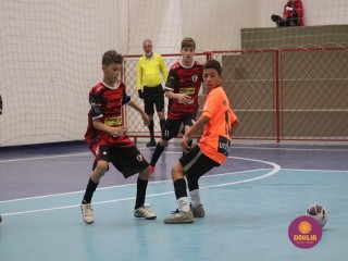 
<a style='margin-left: 5px;' class='btn btn-xs btn-social btn-facebook' href='https://www.facebook.com/sharer/sharer.php?u=https://boladovale.com.br/imgs/800-800-90/conteudo/fotos/1653/img6001.jpg' rel='popup' data-width='500' data-height='400'><i class='fa fa-facebook'></i>Compartilhar <span class='hidden-xs'>no Facebook</span>
</a> 
<a class='btn btn-default btn-xs' target='_blank' href='imgs/800-800-90/conteudo/fotos/1653/img6001.jpg'>
<span class='glyphicon glyphicon-cloud-download'></span> Salvar
</a> 
<span></span>