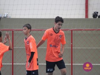 
<a style='margin-left: 5px;' class='btn btn-xs btn-social btn-facebook' href='https://www.facebook.com/sharer/sharer.php?u=https://boladovale.com.br/imgs/800-800-90/conteudo/fotos/1653/img6018.jpg' rel='popup' data-width='500' data-height='400'><i class='fa fa-facebook'></i>Compartilhar <span class='hidden-xs'>no Facebook</span>
</a> 
<a class='btn btn-default btn-xs' target='_blank' href='imgs/800-800-90/conteudo/fotos/1653/img6018.jpg'>
<span class='glyphicon glyphicon-cloud-download'></span> Salvar
</a> 
<span></span>