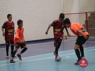 
<a style='margin-left: 5px;' class='btn btn-xs btn-social btn-facebook' href='https://www.facebook.com/sharer/sharer.php?u=https://boladovale.com.br/imgs/800-800-90/conteudo/fotos/1653/img6021.jpg' rel='popup' data-width='500' data-height='400'><i class='fa fa-facebook'></i>Compartilhar <span class='hidden-xs'>no Facebook</span>
</a> 
<a class='btn btn-default btn-xs' target='_blank' href='imgs/800-800-90/conteudo/fotos/1653/img6021.jpg'>
<span class='glyphicon glyphicon-cloud-download'></span> Salvar
</a> 
<span></span>