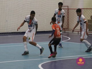
<a style='margin-left: 5px;' class='btn btn-xs btn-social btn-facebook' href='https://www.facebook.com/sharer/sharer.php?u=https://boladovale.com.br/imgs/800-800-90/conteudo/fotos/1654/img6369.jpg' rel='popup' data-width='500' data-height='400'><i class='fa fa-facebook'></i>Compartilhar <span class='hidden-xs'>no Facebook</span>
</a> 
<a class='btn btn-default btn-xs' target='_blank' href='imgs/800-800-90/conteudo/fotos/1654/img6369.jpg'>
<span class='glyphicon glyphicon-cloud-download'></span> Salvar
</a> 
<span></span>