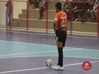 
<a style='margin-left: 5px;' class='btn btn-xs btn-social btn-facebook' href='https://www.facebook.com/sharer/sharer.php?u=https://boladovale.com.br/imgs/800-800-90/conteudo/fotos/1654/img6384.jpg' rel='popup' data-width='500' data-height='400'><i class='fa fa-facebook'></i>Compartilhar <span class='hidden-xs'>no Facebook</span>
</a> 
<a class='btn btn-default btn-xs' target='_blank' href='imgs/800-800-90/conteudo/fotos/1654/img6384.jpg'>
<span class='glyphicon glyphicon-cloud-download'></span> Salvar
</a> 
<span></span>