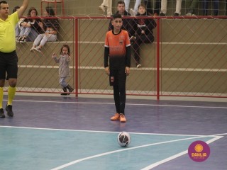 
<a style='margin-left: 5px;' class='btn btn-xs btn-social btn-facebook' href='https://www.facebook.com/sharer/sharer.php?u=https://boladovale.com.br/imgs/800-800-90/conteudo/fotos/1654/img6400.jpg' rel='popup' data-width='500' data-height='400'><i class='fa fa-facebook'></i>Compartilhar <span class='hidden-xs'>no Facebook</span>
</a> 
<a class='btn btn-default btn-xs' target='_blank' href='imgs/800-800-90/conteudo/fotos/1654/img6400.jpg'>
<span class='glyphicon glyphicon-cloud-download'></span> Salvar
</a> 
<span></span>