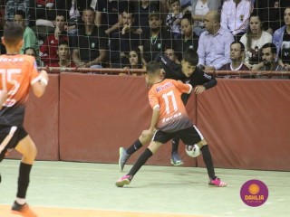 
<a style='margin-left: 5px;' class='btn btn-xs btn-social btn-facebook' href='https://www.facebook.com/sharer/sharer.php?u=https://boladovale.com.br/imgs/800-800-90/conteudo/fotos/1657/img6557.jpg' rel='popup' data-width='500' data-height='400'><i class='fa fa-facebook'></i>Compartilhar <span class='hidden-xs'>no Facebook</span>
</a> 
<a class='btn btn-default btn-xs' target='_blank' href='imgs/800-800-90/conteudo/fotos/1657/img6557.jpg'>
<span class='glyphicon glyphicon-cloud-download'></span> Salvar
</a> 
<span></span>