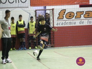 
<a style='margin-left: 5px;' class='btn btn-xs btn-social btn-facebook' href='https://www.facebook.com/sharer/sharer.php?u=https://boladovale.com.br/imgs/800-800-90/conteudo/fotos/1657/img6560.jpg' rel='popup' data-width='500' data-height='400'><i class='fa fa-facebook'></i>Compartilhar <span class='hidden-xs'>no Facebook</span>
</a> 
<a class='btn btn-default btn-xs' target='_blank' href='imgs/800-800-90/conteudo/fotos/1657/img6560.jpg'>
<span class='glyphicon glyphicon-cloud-download'></span> Salvar
</a> 
<span></span>