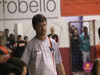 
<a style='margin-left: 5px;' class='btn btn-xs btn-social btn-facebook' href='https://www.facebook.com/sharer/sharer.php?u=https://boladovale.com.br/imgs/800-800-90/conteudo/fotos/1657/img6634.jpg' rel='popup' data-width='500' data-height='400'><i class='fa fa-facebook'></i>Compartilhar <span class='hidden-xs'>no Facebook</span>
</a> 
<a class='btn btn-default btn-xs' target='_blank' href='imgs/800-800-90/conteudo/fotos/1657/img6634.jpg'>
<span class='glyphicon glyphicon-cloud-download'></span> Salvar
</a> 
<span></span>