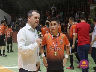 
<a style='margin-left: 5px;' class='btn btn-xs btn-social btn-facebook' href='https://www.facebook.com/sharer/sharer.php?u=https://boladovale.com.br/imgs/800-800-90/conteudo/fotos/1658/img6787.jpg' rel='popup' data-width='500' data-height='400'><i class='fa fa-facebook'></i>Compartilhar <span class='hidden-xs'>no Facebook</span>
</a> 
<a class='btn btn-default btn-xs' target='_blank' href='imgs/800-800-90/conteudo/fotos/1658/img6787.jpg'>
<span class='glyphicon glyphicon-cloud-download'></span> Salvar
</a> 
<span></span>