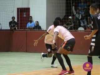 
<a style='margin-left: 5px;' class='btn btn-xs btn-social btn-facebook' href='https://www.facebook.com/sharer/sharer.php?u=https://boladovale.com.br/imgs/800-800-90/conteudo/fotos/1664/img7339.jpg' rel='popup' data-width='500' data-height='400'><i class='fa fa-facebook'></i>Compartilhar <span class='hidden-xs'>no Facebook</span>
</a> 
<a class='btn btn-default btn-xs' target='_blank' href='imgs/800-800-90/conteudo/fotos/1664/img7339.jpg'>
<span class='glyphicon glyphicon-cloud-download'></span> Salvar
</a> 
<span></span>