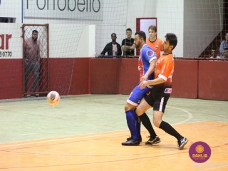 
<a style='margin-left: 5px;' class='btn btn-xs btn-social btn-facebook' href='https://www.facebook.com/sharer/sharer.php?u=https://boladovale.com.br/imgs/800-800-90/conteudo/fotos/1668/img6604.jpg' rel='popup' data-width='500' data-height='400'><i class='fa fa-facebook'></i>Compartilhar <span class='hidden-xs'>no Facebook</span>
</a> 
<a class='btn btn-default btn-xs' target='_blank' href='imgs/800-800-90/conteudo/fotos/1668/img6604.jpg'>
<span class='glyphicon glyphicon-cloud-download'></span> Salvar
</a> 
<span></span>