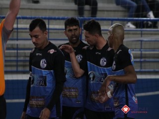 
<a style='margin-left: 5px;' class='btn btn-xs btn-social btn-facebook' href='https://www.facebook.com/sharer/sharer.php?u=https://boladovale.com.br/imgs/800-800-90/conteudo/fotos/1670/img7622.jpg' rel='popup' data-width='500' data-height='400'><i class='fa fa-facebook'></i>Compartilhar <span class='hidden-xs'>no Facebook</span>
</a> 
<a class='btn btn-default btn-xs' target='_blank' href='imgs/800-800-90/conteudo/fotos/1670/img7622.jpg'>
<span class='glyphicon glyphicon-cloud-download'></span> Salvar
</a> 
<span></span>