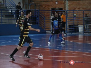 
<a style='margin-left: 5px;' class='btn btn-xs btn-social btn-facebook' href='https://www.facebook.com/sharer/sharer.php?u=https://boladovale.com.br/imgs/800-800-90/conteudo/fotos/1670/img7666.jpg' rel='popup' data-width='500' data-height='400'><i class='fa fa-facebook'></i>Compartilhar <span class='hidden-xs'>no Facebook</span>
</a> 
<a class='btn btn-default btn-xs' target='_blank' href='imgs/800-800-90/conteudo/fotos/1670/img7666.jpg'>
<span class='glyphicon glyphicon-cloud-download'></span> Salvar
</a> 
<span></span>