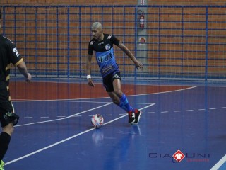 
<a style='margin-left: 5px;' class='btn btn-xs btn-social btn-facebook' href='https://www.facebook.com/sharer/sharer.php?u=https://boladovale.com.br/imgs/800-800-90/conteudo/fotos/1670/img7680.jpg' rel='popup' data-width='500' data-height='400'><i class='fa fa-facebook'></i>Compartilhar <span class='hidden-xs'>no Facebook</span>
</a> 
<a class='btn btn-default btn-xs' target='_blank' href='imgs/800-800-90/conteudo/fotos/1670/img7680.jpg'>
<span class='glyphicon glyphicon-cloud-download'></span> Salvar
</a> 
<span></span>