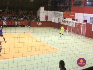 
<a style='margin-left: 5px;' class='btn btn-xs btn-social btn-facebook' href='https://www.facebook.com/sharer/sharer.php?u=https://boladovale.com.br/imgs/800-800-90/conteudo/fotos/1673/img8065.jpg' rel='popup' data-width='500' data-height='400'><i class='fa fa-facebook'></i>Compartilhar <span class='hidden-xs'>no Facebook</span>
</a> 
<a class='btn btn-default btn-xs' target='_blank' href='imgs/800-800-90/conteudo/fotos/1673/img8065.jpg'>
<span class='glyphicon glyphicon-cloud-download'></span> Salvar
</a> 
<span></span>