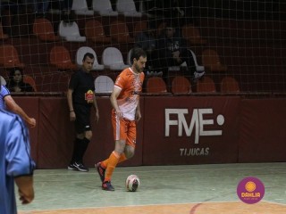 
<a style='margin-left: 5px;' class='btn btn-xs btn-social btn-facebook' href='https://www.facebook.com/sharer/sharer.php?u=https://boladovale.com.br/imgs/800-800-90/conteudo/fotos/1676/img8369.jpg' rel='popup' data-width='500' data-height='400'><i class='fa fa-facebook'></i>Compartilhar <span class='hidden-xs'>no Facebook</span>
</a> 
<a class='btn btn-default btn-xs' target='_blank' href='imgs/800-800-90/conteudo/fotos/1676/img8369.jpg'>
<span class='glyphicon glyphicon-cloud-download'></span> Salvar
</a> 
<span></span>