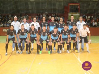 
<a style='margin-left: 5px;' class='btn btn-xs btn-social btn-facebook' href='https://www.facebook.com/sharer/sharer.php?u=https://boladovale.com.br/imgs/800-800-90/conteudo/fotos/1679/img8485.jpg' rel='popup' data-width='500' data-height='400'><i class='fa fa-facebook'></i>Compartilhar <span class='hidden-xs'>no Facebook</span>
</a> 
<a class='btn btn-default btn-xs' target='_blank' href='imgs/800-800-90/conteudo/fotos/1679/img8485.jpg'>
<span class='glyphicon glyphicon-cloud-download'></span> Salvar
</a> 
<span></span>