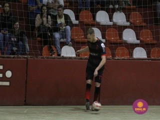 
<a style='margin-left: 5px;' class='btn btn-xs btn-social btn-facebook' href='https://www.facebook.com/sharer/sharer.php?u=https://boladovale.com.br/imgs/800-800-90/conteudo/fotos/1679/img8511.jpg' rel='popup' data-width='500' data-height='400'><i class='fa fa-facebook'></i>Compartilhar <span class='hidden-xs'>no Facebook</span>
</a> 
<a class='btn btn-default btn-xs' target='_blank' href='imgs/800-800-90/conteudo/fotos/1679/img8511.jpg'>
<span class='glyphicon glyphicon-cloud-download'></span> Salvar
</a> 
<span></span>