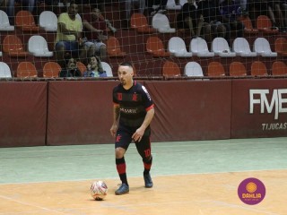 
<a style='margin-left: 5px;' class='btn btn-xs btn-social btn-facebook' href='https://www.facebook.com/sharer/sharer.php?u=https://boladovale.com.br/imgs/800-800-90/conteudo/fotos/1679/img8536.jpg' rel='popup' data-width='500' data-height='400'><i class='fa fa-facebook'></i>Compartilhar <span class='hidden-xs'>no Facebook</span>
</a> 
<a class='btn btn-default btn-xs' target='_blank' href='imgs/800-800-90/conteudo/fotos/1679/img8536.jpg'>
<span class='glyphicon glyphicon-cloud-download'></span> Salvar
</a> 
<span></span>