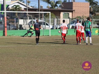 
<a style='margin-left: 5px;' class='btn btn-xs btn-social btn-facebook' href='https://www.facebook.com/sharer/sharer.php?u=https://boladovale.com.br/imgs/800-800-90/conteudo/fotos/1684/img9552.jpg' rel='popup' data-width='500' data-height='400'><i class='fa fa-facebook'></i>Compartilhar <span class='hidden-xs'>no Facebook</span>
</a> 
<a class='btn btn-default btn-xs' target='_blank' href='imgs/800-800-90/conteudo/fotos/1684/img9552.jpg'>
<span class='glyphicon glyphicon-cloud-download'></span> Salvar
</a> 
<span></span>