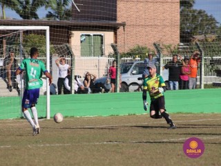 
<a style='margin-left: 5px;' class='btn btn-xs btn-social btn-facebook' href='https://www.facebook.com/sharer/sharer.php?u=https://boladovale.com.br/imgs/800-800-90/conteudo/fotos/1684/img9606.jpg' rel='popup' data-width='500' data-height='400'><i class='fa fa-facebook'></i>Compartilhar <span class='hidden-xs'>no Facebook</span>
</a> 
<a class='btn btn-default btn-xs' target='_blank' href='imgs/800-800-90/conteudo/fotos/1684/img9606.jpg'>
<span class='glyphicon glyphicon-cloud-download'></span> Salvar
</a> 
<span></span>