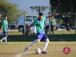
<a style='margin-left: 5px;' class='btn btn-xs btn-social btn-facebook' href='https://www.facebook.com/sharer/sharer.php?u=https://boladovale.com.br/imgs/800-800-90/conteudo/fotos/1684/img9660.jpg' rel='popup' data-width='500' data-height='400'><i class='fa fa-facebook'></i>Compartilhar <span class='hidden-xs'>no Facebook</span>
</a> 
<a class='btn btn-default btn-xs' target='_blank' href='imgs/800-800-90/conteudo/fotos/1684/img9660.jpg'>
<span class='glyphicon glyphicon-cloud-download'></span> Salvar
</a> 
<span></span>