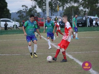 
<a style='margin-left: 5px;' class='btn btn-xs btn-social btn-facebook' href='https://www.facebook.com/sharer/sharer.php?u=https://boladovale.com.br/imgs/800-800-90/conteudo/fotos/1684/img9752.jpg' rel='popup' data-width='500' data-height='400'><i class='fa fa-facebook'></i>Compartilhar <span class='hidden-xs'>no Facebook</span>
</a> 
<a class='btn btn-default btn-xs' target='_blank' href='imgs/800-800-90/conteudo/fotos/1684/img9752.jpg'>
<span class='glyphicon glyphicon-cloud-download'></span> Salvar
</a> 
<span></span>