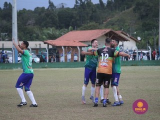 
<a style='margin-left: 5px;' class='btn btn-xs btn-social btn-facebook' href='https://www.facebook.com/sharer/sharer.php?u=https://boladovale.com.br/imgs/800-800-90/conteudo/fotos/1684/img9764.jpg' rel='popup' data-width='500' data-height='400'><i class='fa fa-facebook'></i>Compartilhar <span class='hidden-xs'>no Facebook</span>
</a> 
<a class='btn btn-default btn-xs' target='_blank' href='imgs/800-800-90/conteudo/fotos/1684/img9764.jpg'>
<span class='glyphicon glyphicon-cloud-download'></span> Salvar
</a> 
<span></span>