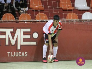 
<a style='margin-left: 5px;' class='btn btn-xs btn-social btn-facebook' href='https://www.facebook.com/sharer/sharer.php?u=https://boladovale.com.br/imgs/800-800-90/conteudo/fotos/1686/img9966.jpg' rel='popup' data-width='500' data-height='400'><i class='fa fa-facebook'></i>Compartilhar <span class='hidden-xs'>no Facebook</span>
</a> 
<a class='btn btn-default btn-xs' target='_blank' href='imgs/800-800-90/conteudo/fotos/1686/img9966.jpg'>
<span class='glyphicon glyphicon-cloud-download'></span> Salvar
</a> 
<span></span>