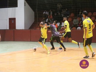 
<a style='margin-left: 5px;' class='btn btn-xs btn-social btn-facebook' href='https://www.facebook.com/sharer/sharer.php?u=https://boladovale.com.br/imgs/800-800-90/conteudo/fotos/1688/img0212.jpg' rel='popup' data-width='500' data-height='400'><i class='fa fa-facebook'></i>Compartilhar <span class='hidden-xs'>no Facebook</span>
</a> 
<a class='btn btn-default btn-xs' target='_blank' href='imgs/800-800-90/conteudo/fotos/1688/img0212.jpg'>
<span class='glyphicon glyphicon-cloud-download'></span> Salvar
</a> 
<span></span>
