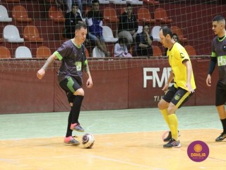 
<a style='margin-left: 5px;' class='btn btn-xs btn-social btn-facebook' href='https://www.facebook.com/sharer/sharer.php?u=https://boladovale.com.br/imgs/800-800-90/conteudo/fotos/1688/img0243.jpg' rel='popup' data-width='500' data-height='400'><i class='fa fa-facebook'></i>Compartilhar <span class='hidden-xs'>no Facebook</span>
</a> 
<a class='btn btn-default btn-xs' target='_blank' href='imgs/800-800-90/conteudo/fotos/1688/img0243.jpg'>
<span class='glyphicon glyphicon-cloud-download'></span> Salvar
</a> 
<span></span>
