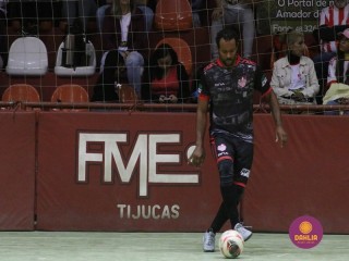 
<a style='margin-left: 5px;' class='btn btn-xs btn-social btn-facebook' href='https://www.facebook.com/sharer/sharer.php?u=https://boladovale.com.br/imgs/800-800-90/conteudo/fotos/1689/img0417.jpg' rel='popup' data-width='500' data-height='400'><i class='fa fa-facebook'></i>Compartilhar <span class='hidden-xs'>no Facebook</span>
</a> 
<a class='btn btn-default btn-xs' target='_blank' href='imgs/800-800-90/conteudo/fotos/1689/img0417.jpg'>
<span class='glyphicon glyphicon-cloud-download'></span> Salvar
</a> 
<span></span>
