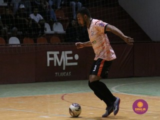 
<a style='margin-left: 5px;' class='btn btn-xs btn-social btn-facebook' href='https://www.facebook.com/sharer/sharer.php?u=https://boladovale.com.br/imgs/800-800-90/conteudo/fotos/1695/img0813.jpg' rel='popup' data-width='500' data-height='400'><i class='fa fa-facebook'></i>Compartilhar <span class='hidden-xs'>no Facebook</span>
</a> 
<a class='btn btn-default btn-xs' target='_blank' href='imgs/800-800-90/conteudo/fotos/1695/img0813.jpg'>
<span class='glyphicon glyphicon-cloud-download'></span> Salvar
</a> 
<span></span>